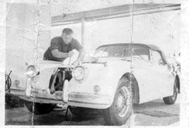 dadcar1.GIF (12591 bytes)